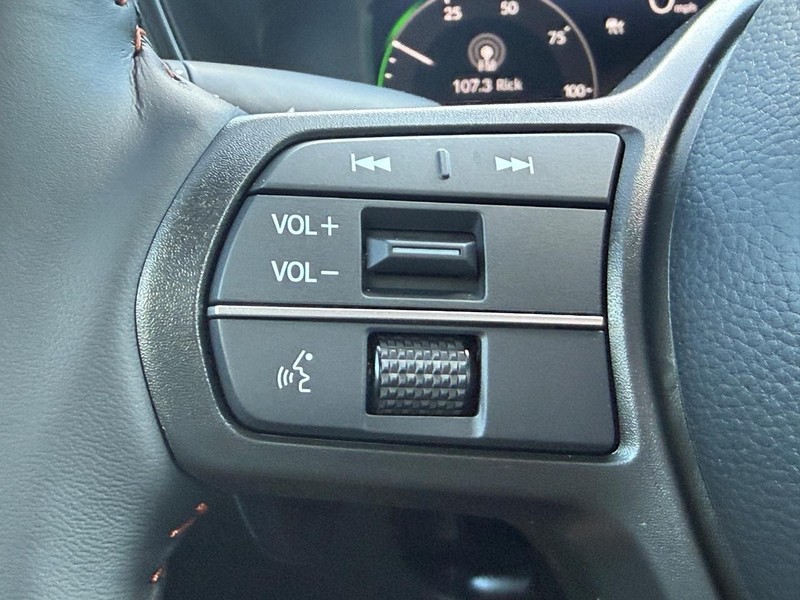 Honda CR-V Hybrid Vehicle Image 9