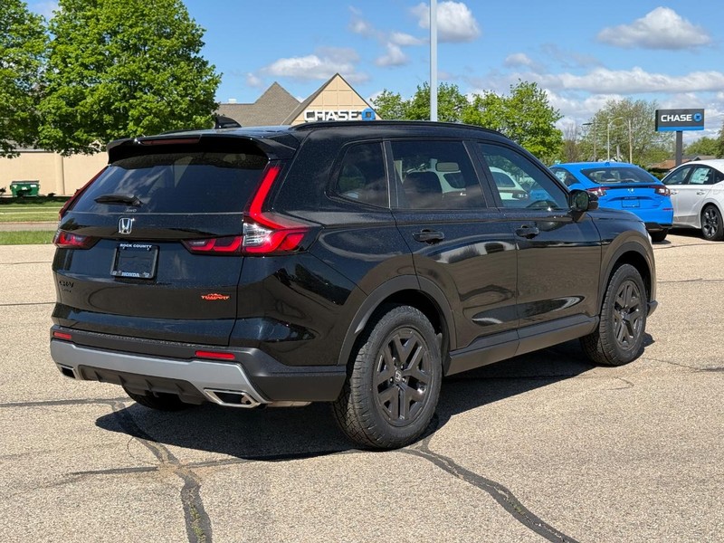 Honda CR-V Hybrid Vehicle Image 3