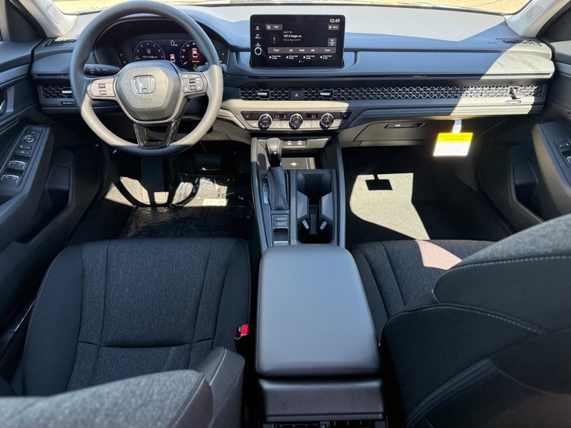 Honda Accord Sedan Vehicle Image 7