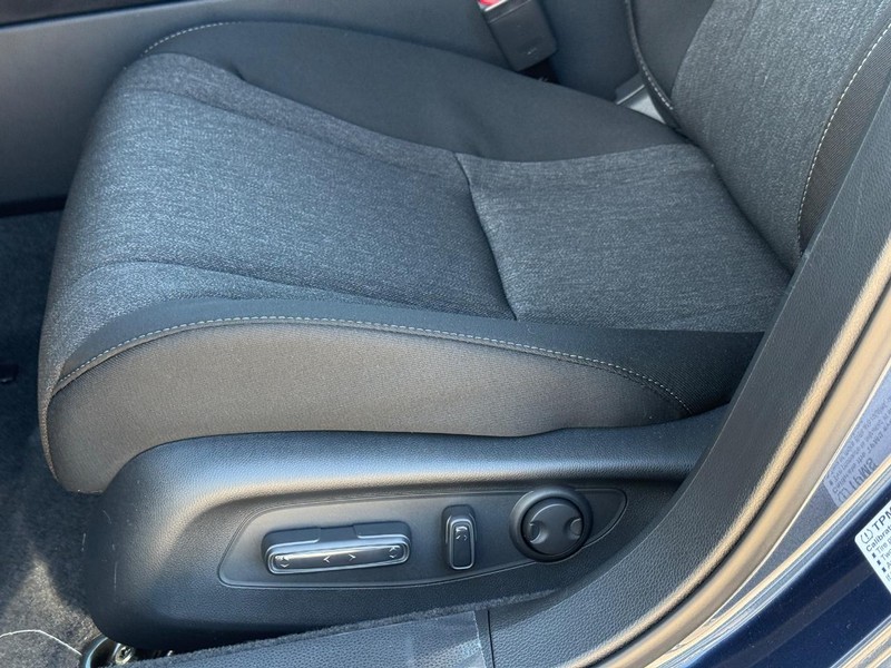 Honda Accord Sedan Vehicle Image 19
