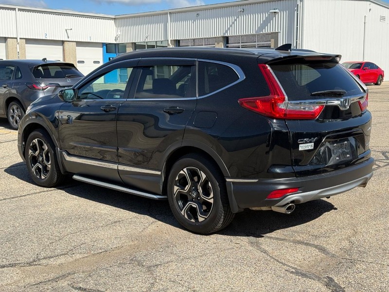 Honda CR-V Vehicle Image 5