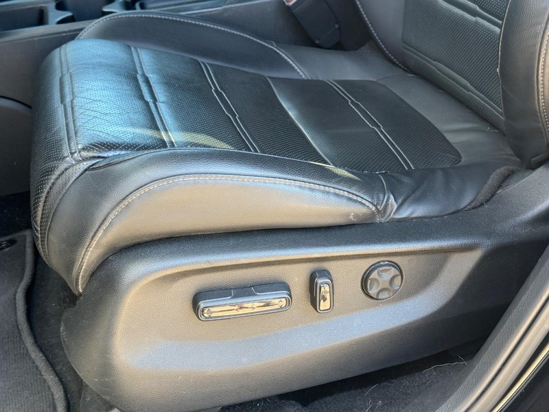 Honda CR-V Vehicle Image 25