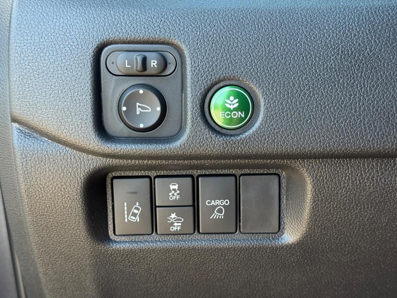 Honda Ridgeline Vehicle Image 17