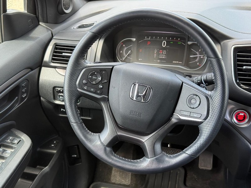 Honda Passport Vehicle Image 12