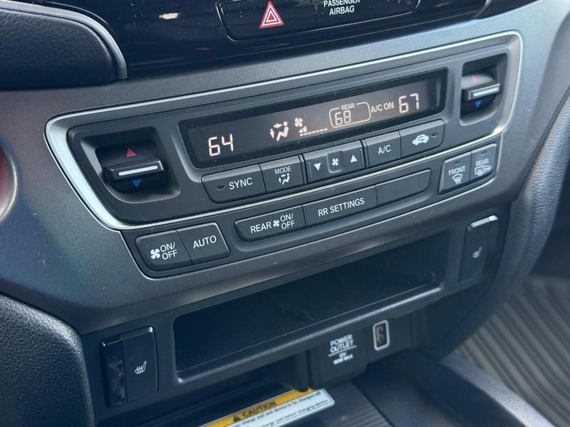 Honda Passport Vehicle Image 18