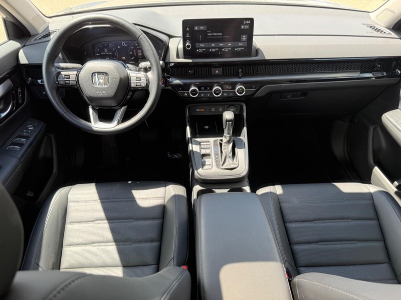 Honda CR-V Vehicle Full-screen Gallery Image 10