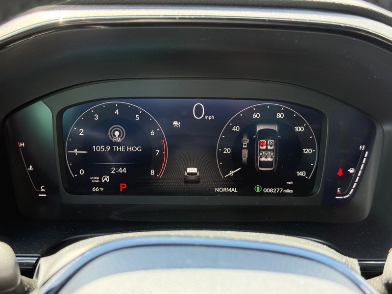 Honda CR-V Vehicle Full-screen Gallery Image 17