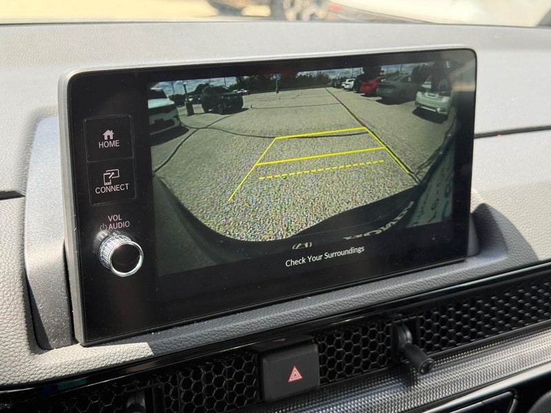Honda CR-V Vehicle Full-screen Gallery Image 18