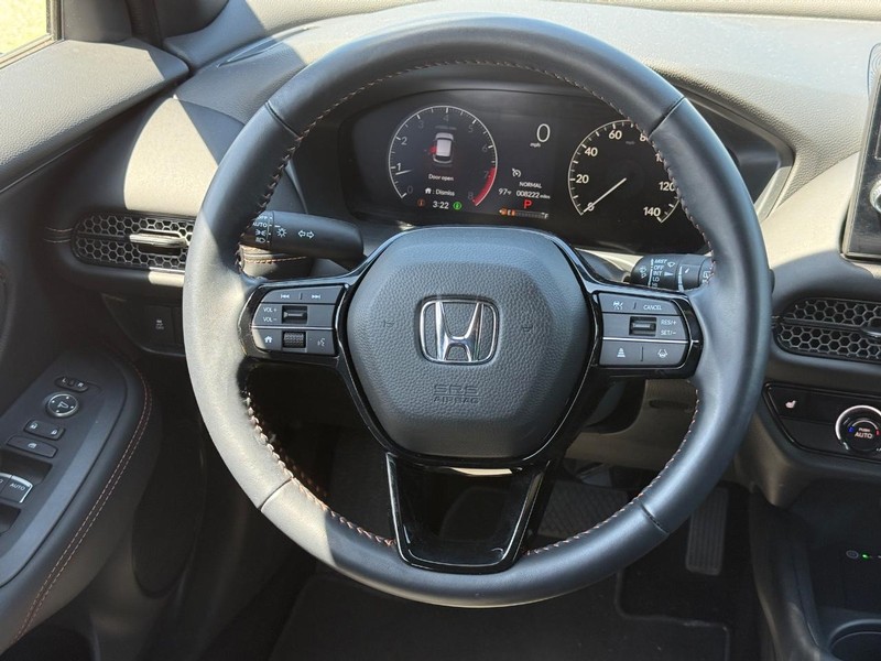 Honda HR-V Vehicle Full-screen Gallery Image 13