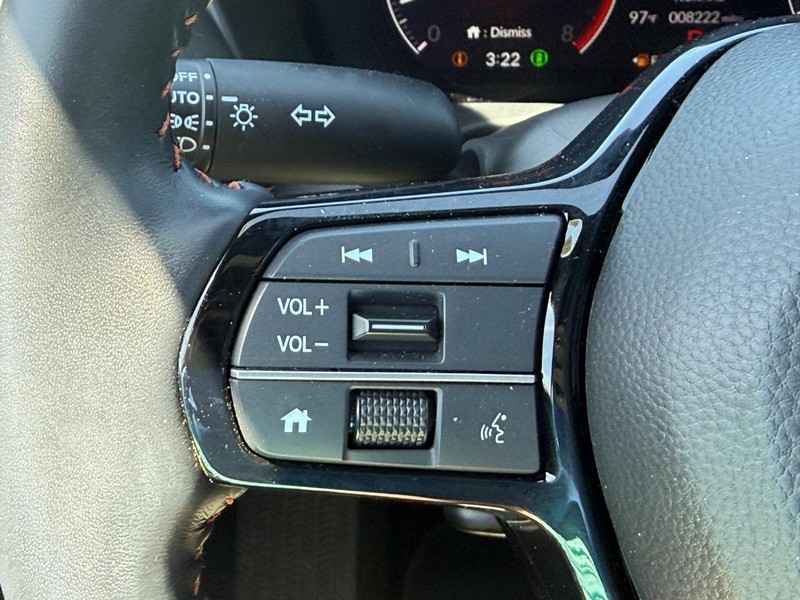Honda HR-V Vehicle Full-screen Gallery Image 15