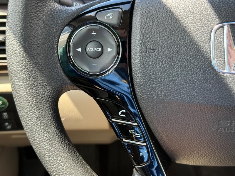 Honda Accord Hybrid Vehicle Image 14
