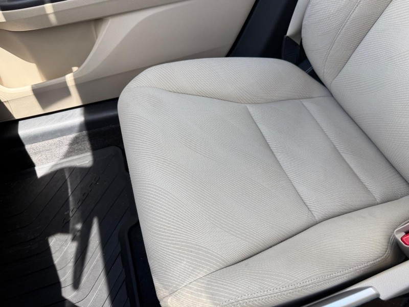 Honda Accord Hybrid Vehicle Image 19