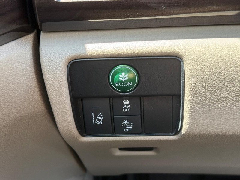 Honda Accord Hybrid Vehicle Image 20