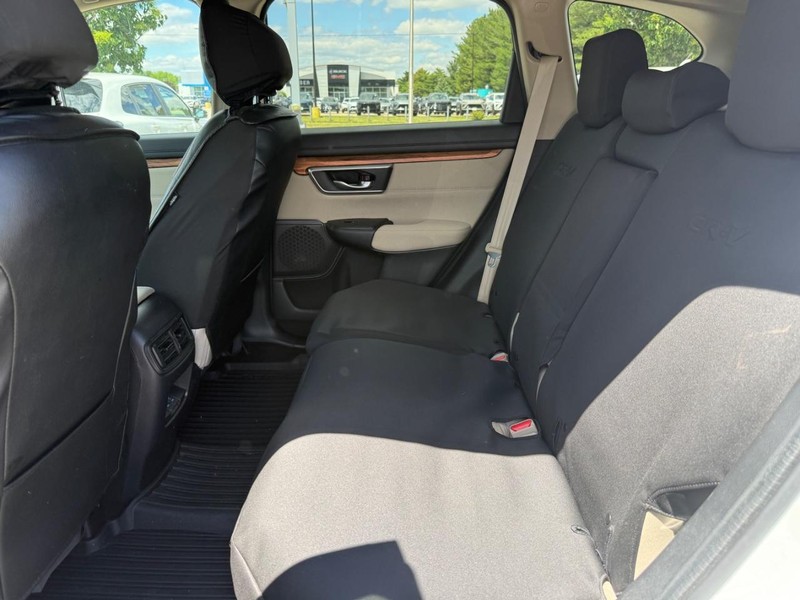 Honda CR-V Vehicle Image 9