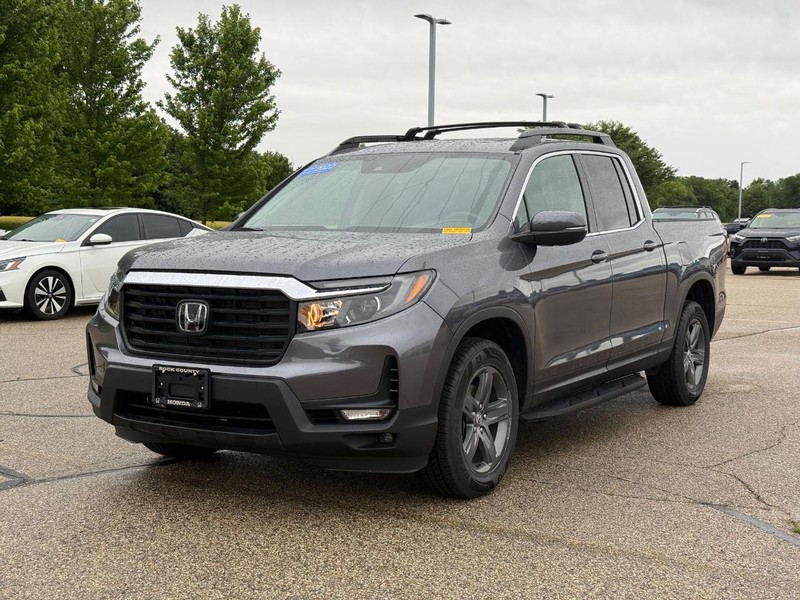Honda Ridgeline Vehicle Full-screen Gallery Image 07