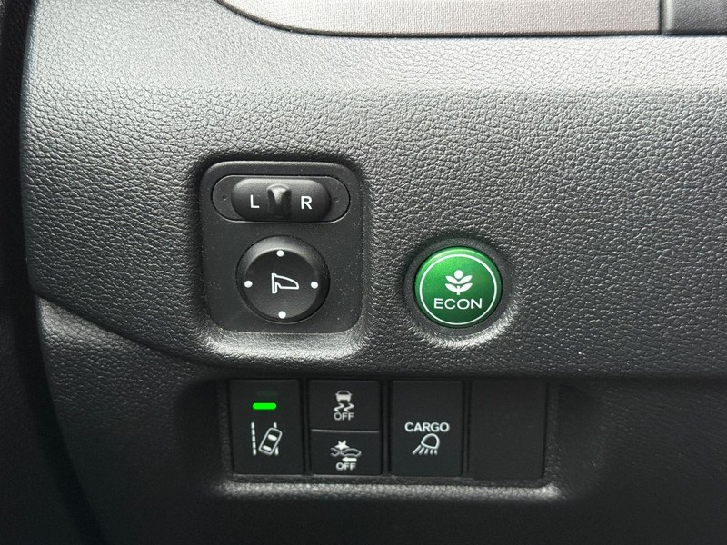 Honda Ridgeline Vehicle Full-screen Gallery Image 21
