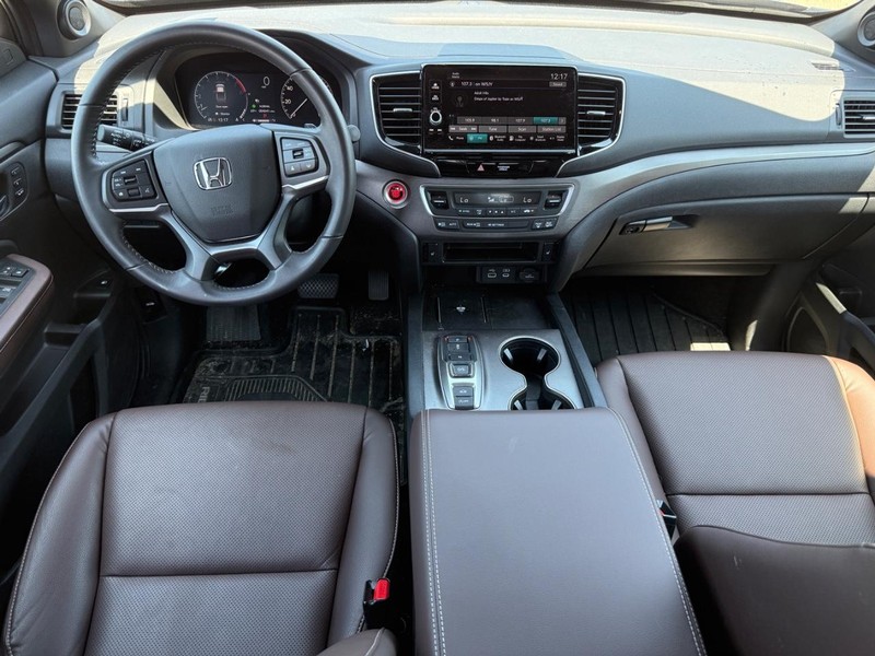 Honda Ridgeline Vehicle Full-screen Gallery Image 10