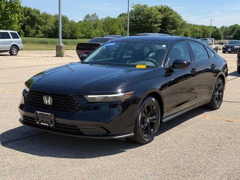 Honda Accord Sedan Vehicle Image 7