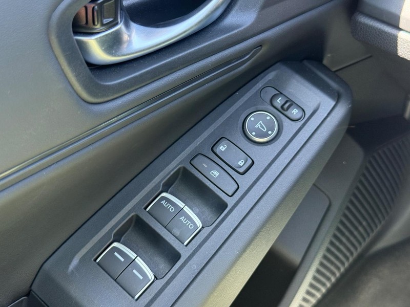Honda Accord Sedan Vehicle Image 21