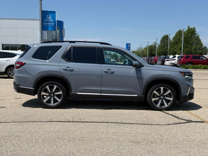 Honda Pilot Vehicle Image 2