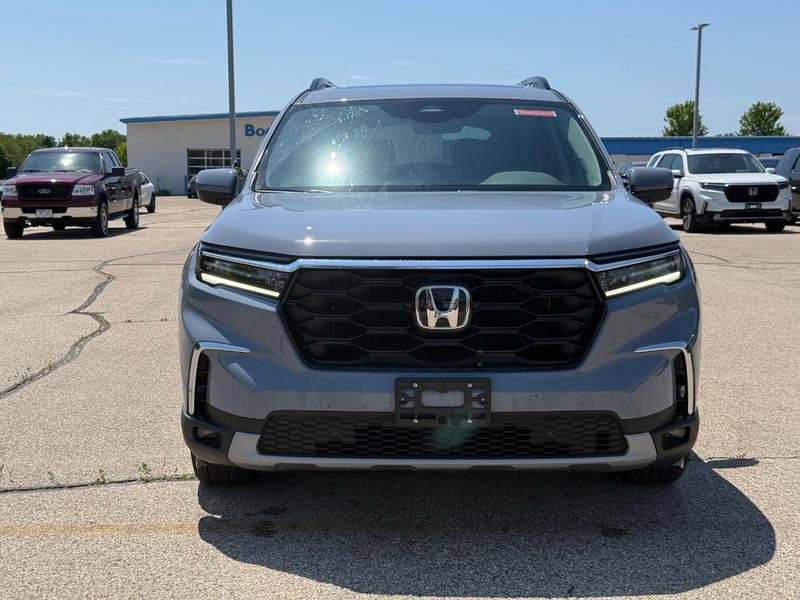Honda Pilot Vehicle Image 8