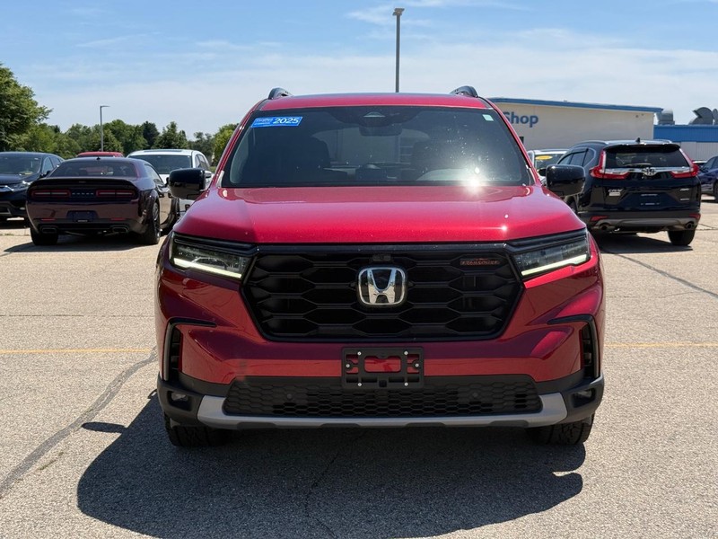 Honda Pilot Vehicle Full-screen Gallery Image 08