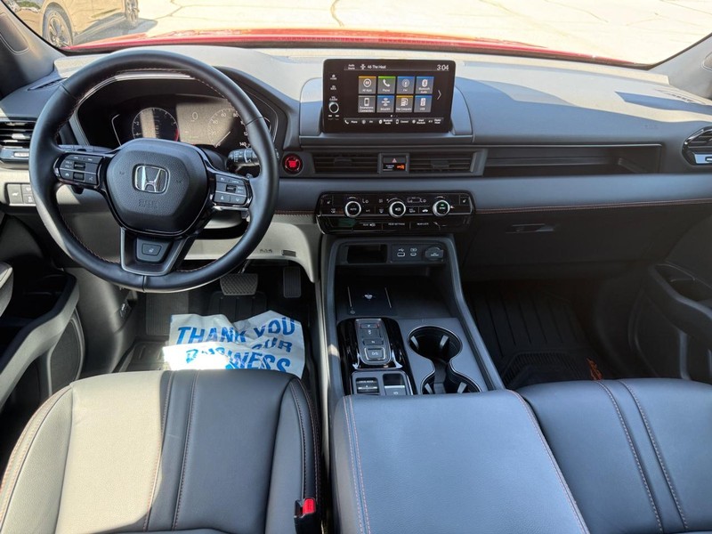 Honda Pilot Vehicle Full-screen Gallery Image 10