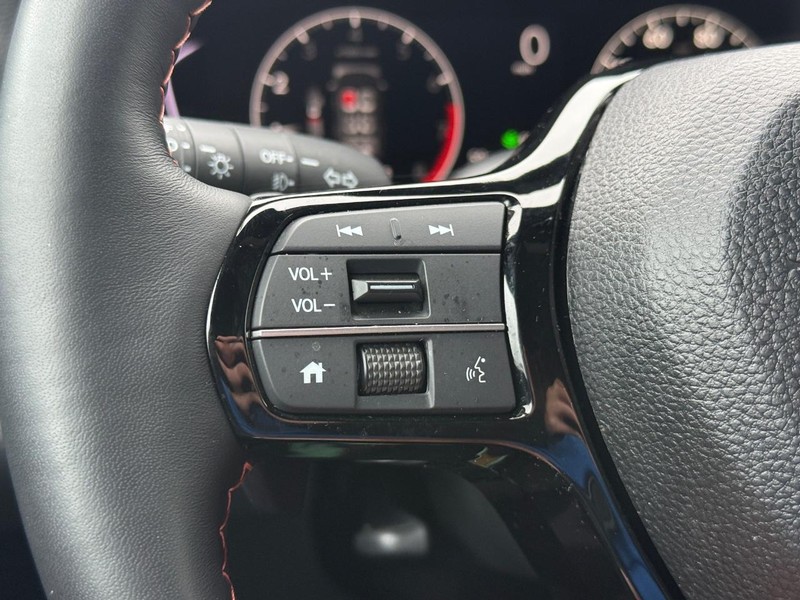 Honda Pilot Vehicle Full-screen Gallery Image 15