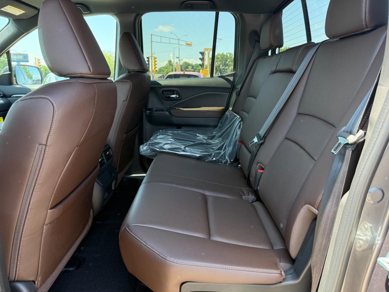 Honda Ridgeline Vehicle Image 9