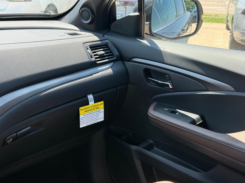 Honda Ridgeline Vehicle Image 14