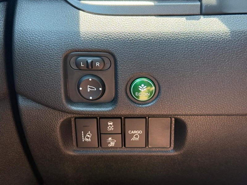 Honda Ridgeline Vehicle Image 21
