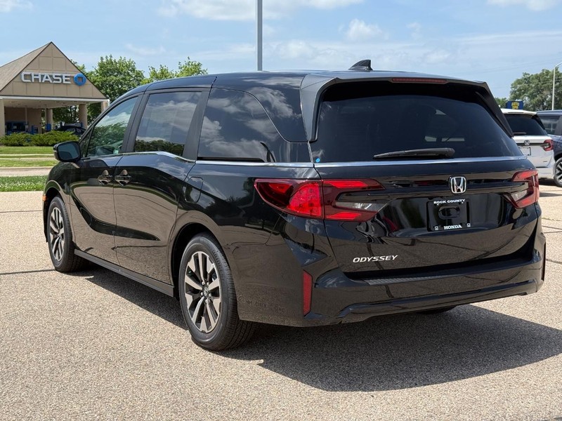 Honda Odyssey Vehicle Image 5