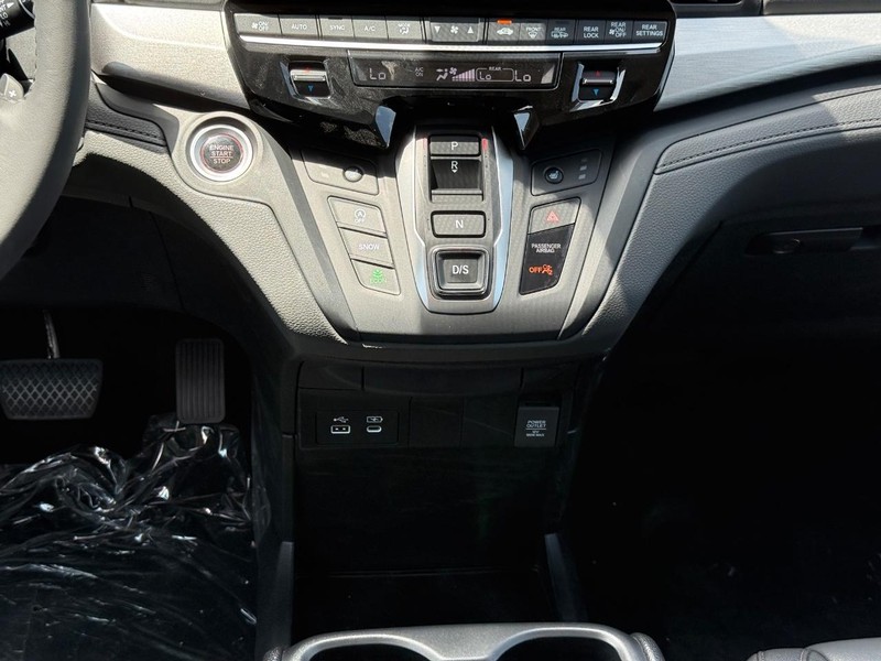 Honda Odyssey Vehicle Image 13