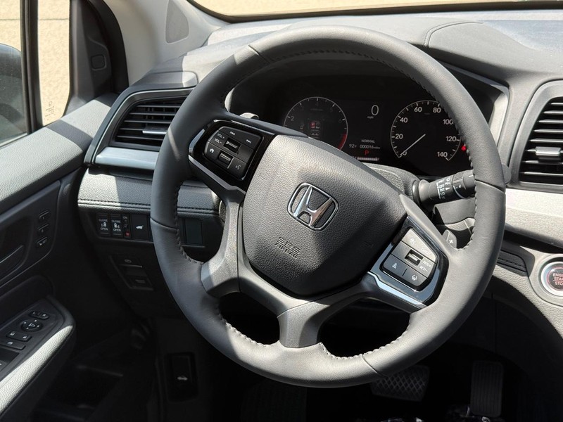 Honda Odyssey Vehicle Image 14