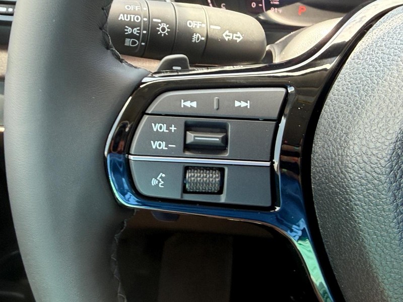 Honda Pilot Vehicle Image 16