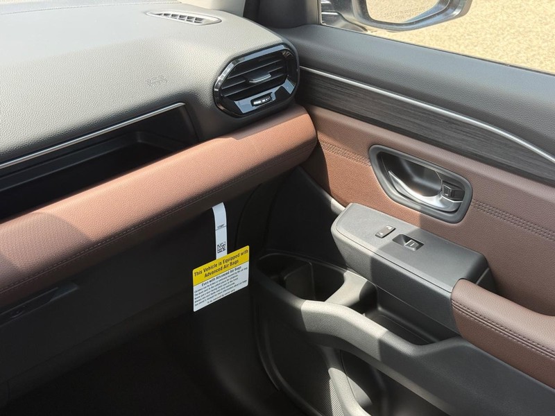 Honda Pilot Vehicle Image 15