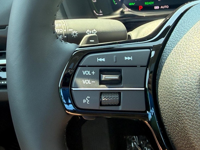 Honda Accord Hybrid Vehicle Image 15