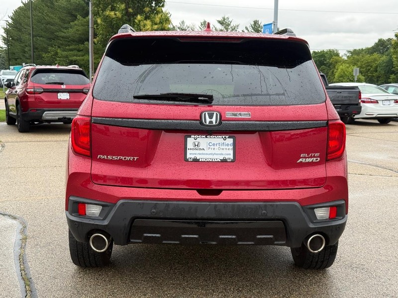 Honda Passport Vehicle Full-screen Gallery Image 04