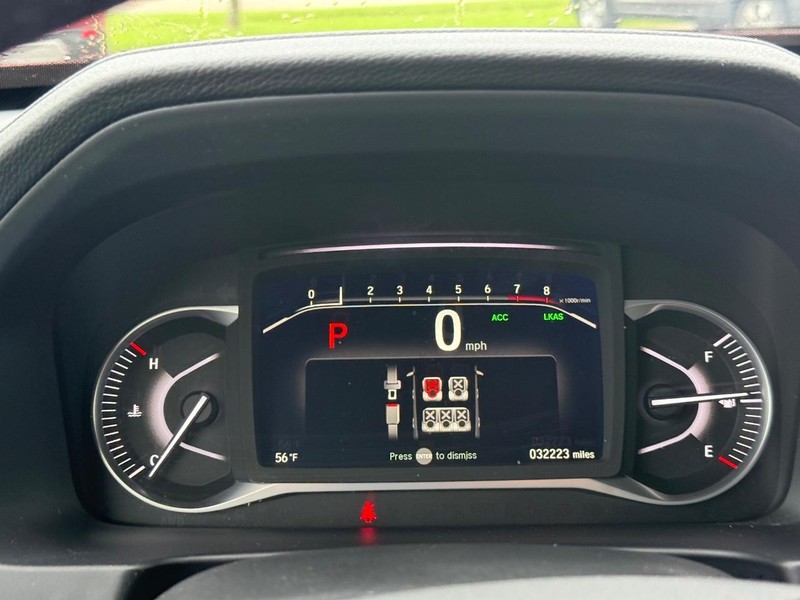 Honda Passport Vehicle Full-screen Gallery Image 17