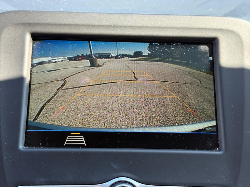 Chevrolet Equinox Vehicle Full-screen Gallery Image 18