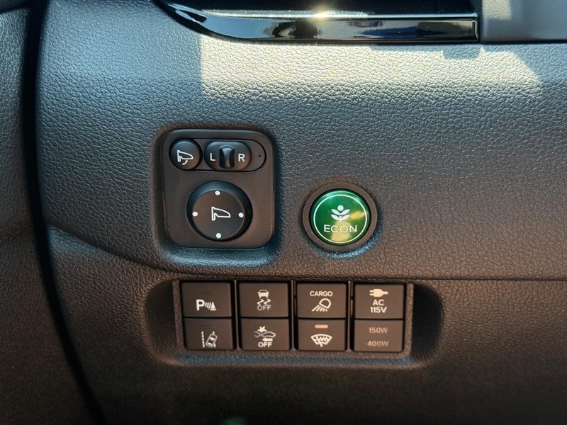 Honda Ridgeline Vehicle Image 21