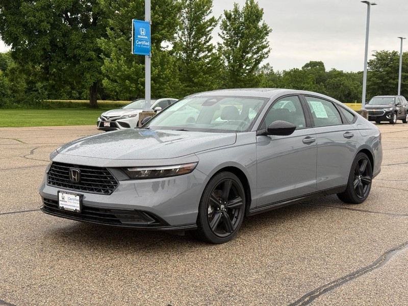Honda Accord Hybrid Vehicle Image 7