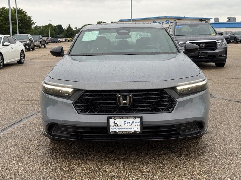 Honda Accord Hybrid Vehicle Image 8