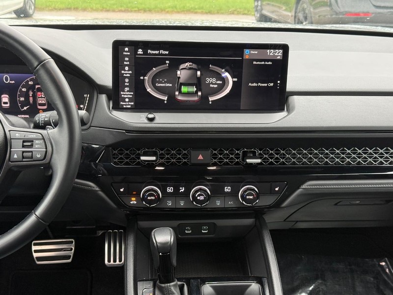 Honda Accord Hybrid Vehicle Image 11