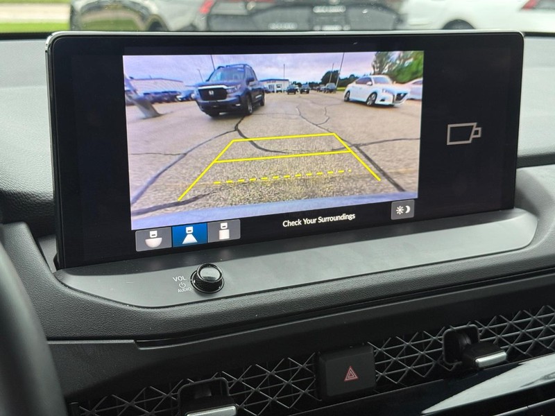 Honda Accord Hybrid Vehicle Image 18