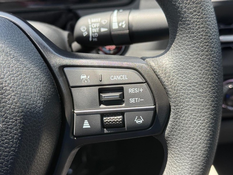 Honda Accord Sedan Vehicle Image 16