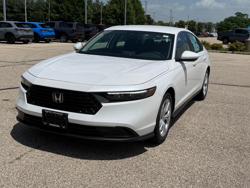 Honda Accord Sedan Vehicle Image 7