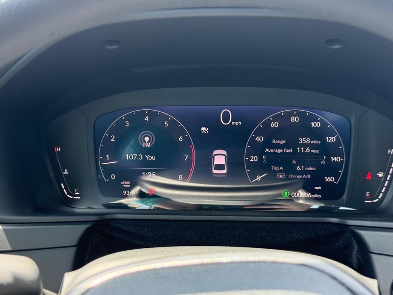 Honda Accord Sedan Vehicle Image 17