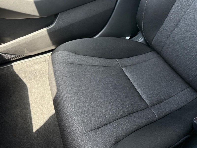 Honda Accord Sedan Vehicle Image 20