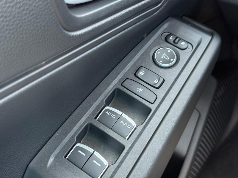 Honda Accord Sedan Vehicle Image 21